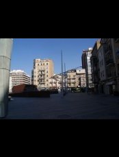 Installation de colonnes (Benedetta Tagliabue) 2